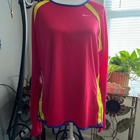 NIKE DRI FIT PRE-LOVED AUTHENTIC MULTI-COLOR MESH LONG SLEEVES CREW-NECK TOP - Picture 7 of 15